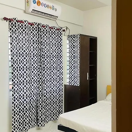Rajamandiram 3Bhk Ac Apartment In Trivandrum Central Thiruvananthapuram Exterior photo