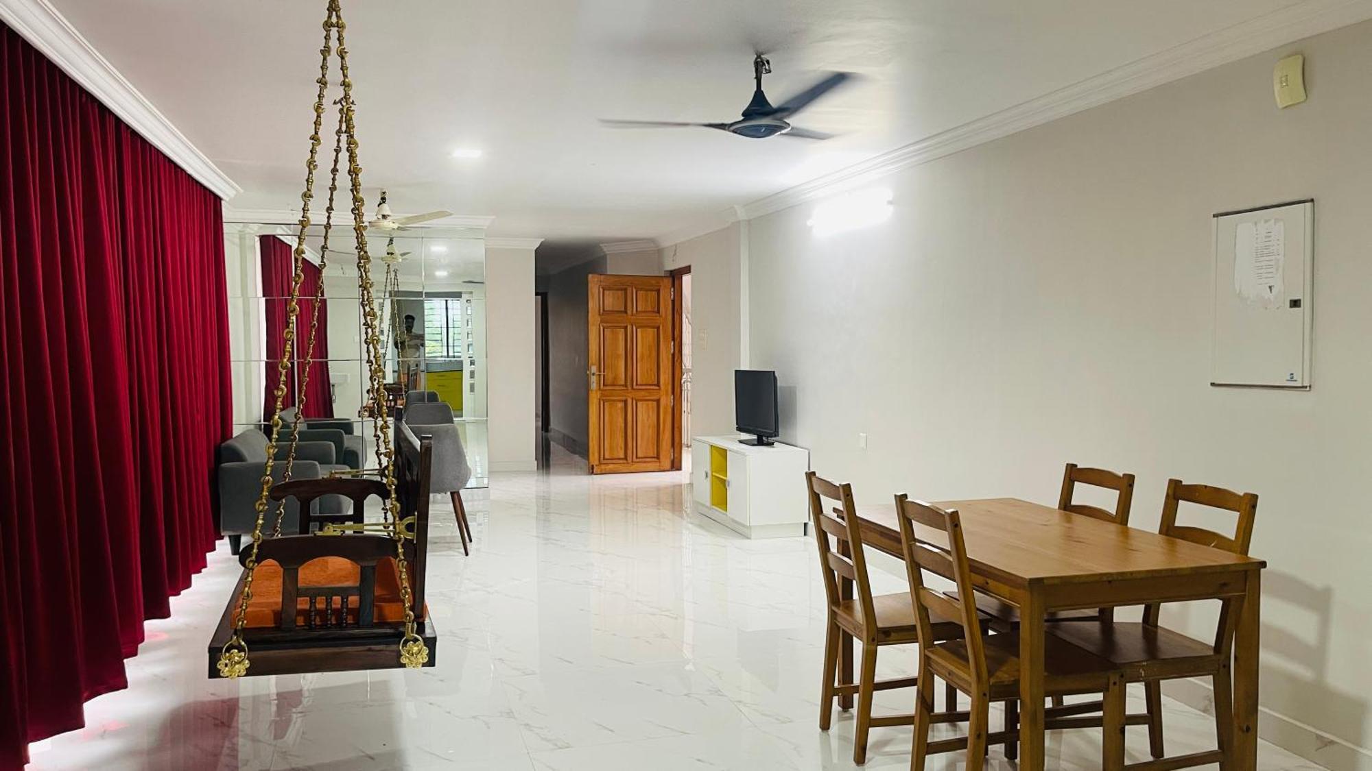Rajamandiram 3bhk Ac In Trivandrum Apartment *